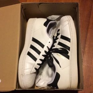Adidas superstar shell toes size 10.5